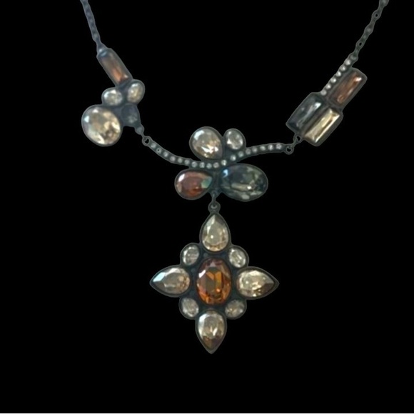Gorgeous Golden Topaz Yellow & Clear Rhinestone Paved Hollywood Party Necklace - Picture 4 of 11